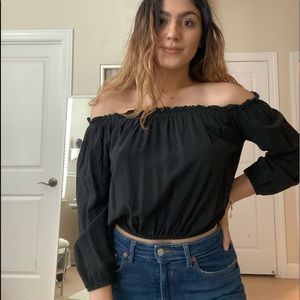 OFF THE SHOULDER BLACK BRANDY MELVILLE TOP